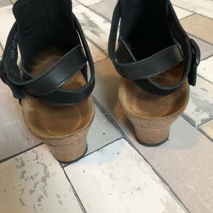 birkenstock women's esra clog